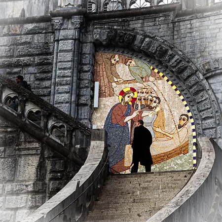 Le Prestige Du Sanctuaire